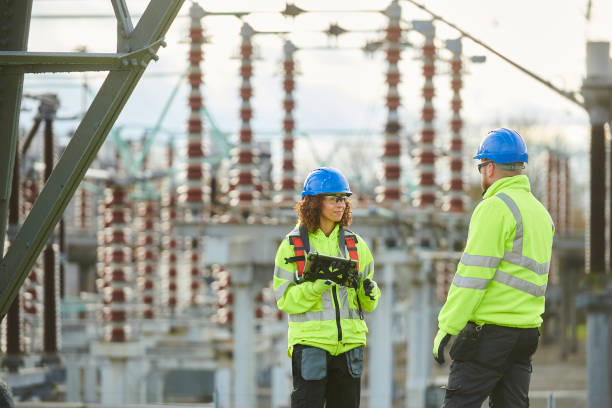 Best Best Electricians Near Me  in Corona, CA